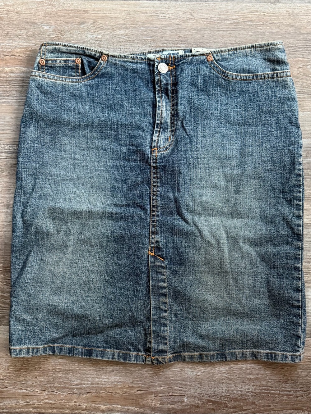 2000s Old Navy Denim Mini Skirt Size 8 Medium Wash Front Slit